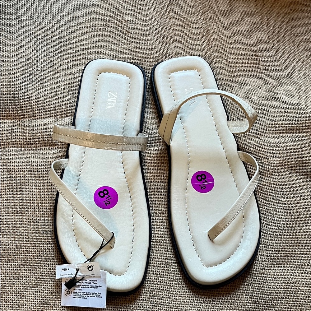 Women's Zara Sandals size 39 or 8 medium
